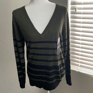 Women’s sweater
